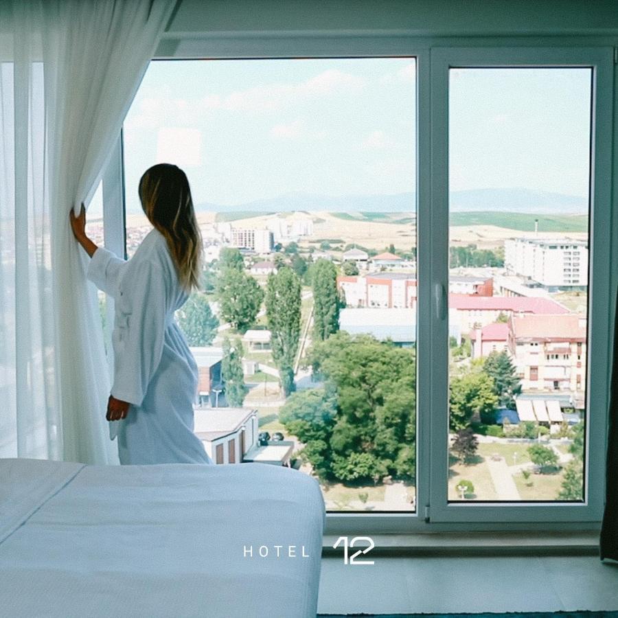 Hotel 12 Gjakova ภายนอก รูปภาพ