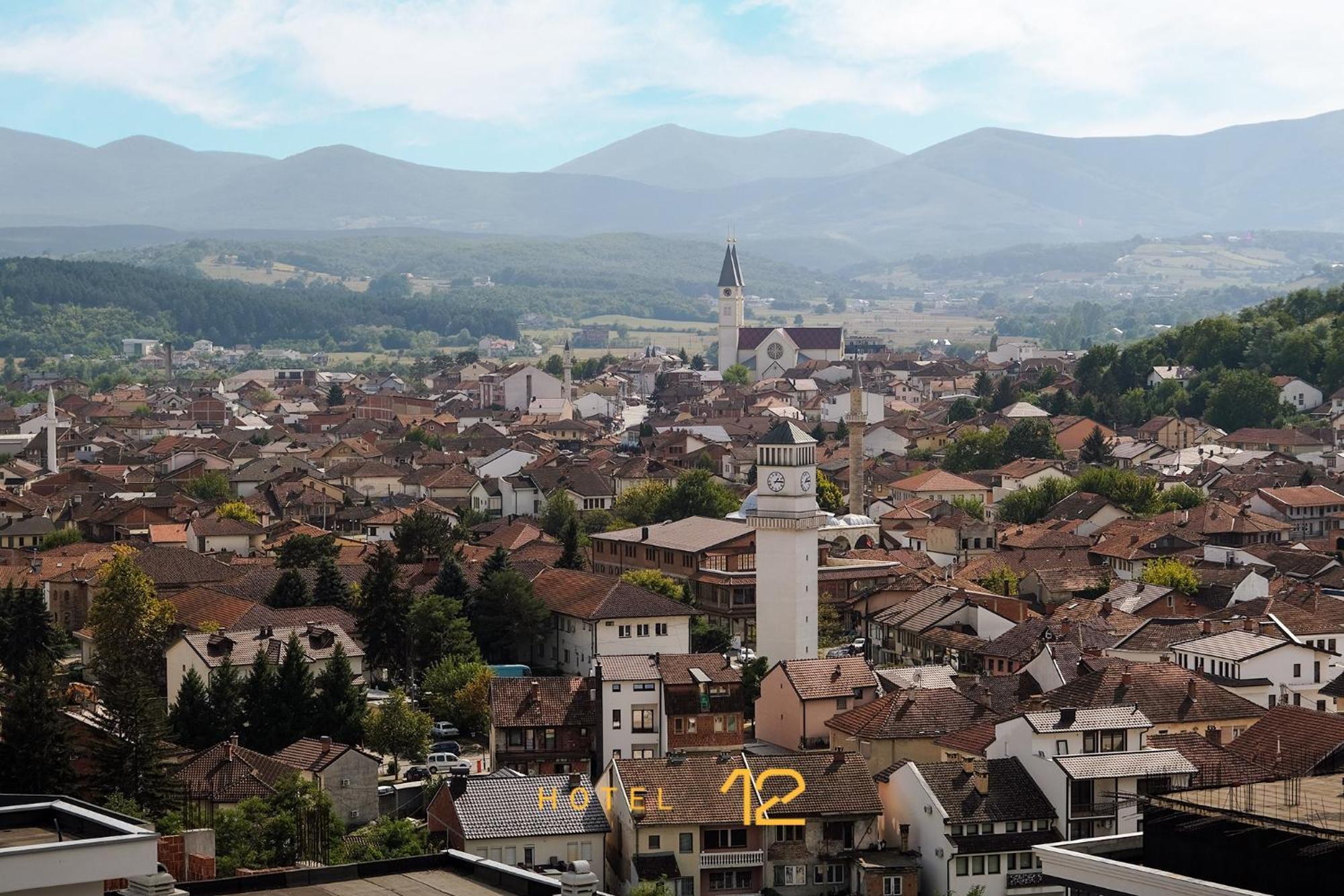 Hotel 12 Gjakova ภายนอก รูปภาพ